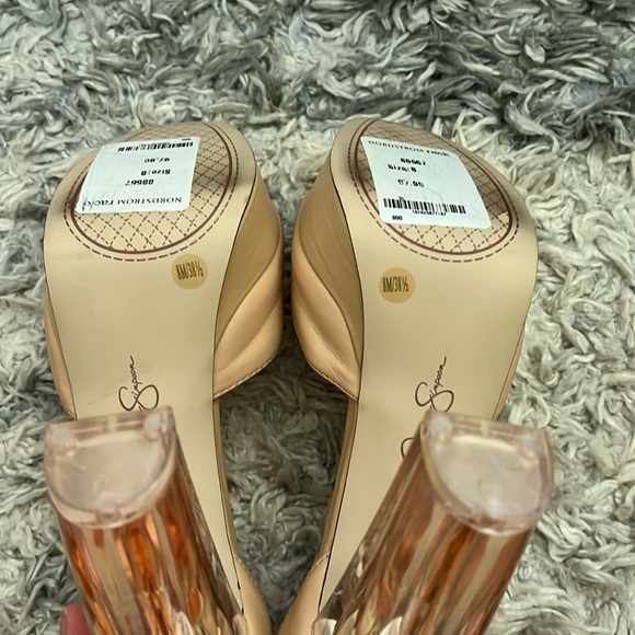 Sandals - Picture 3 of 6